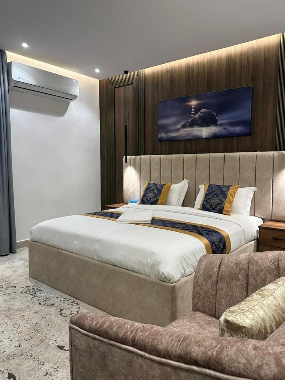 أجنحه الفرسان الفاخره Al-ʿUla Exterior foto