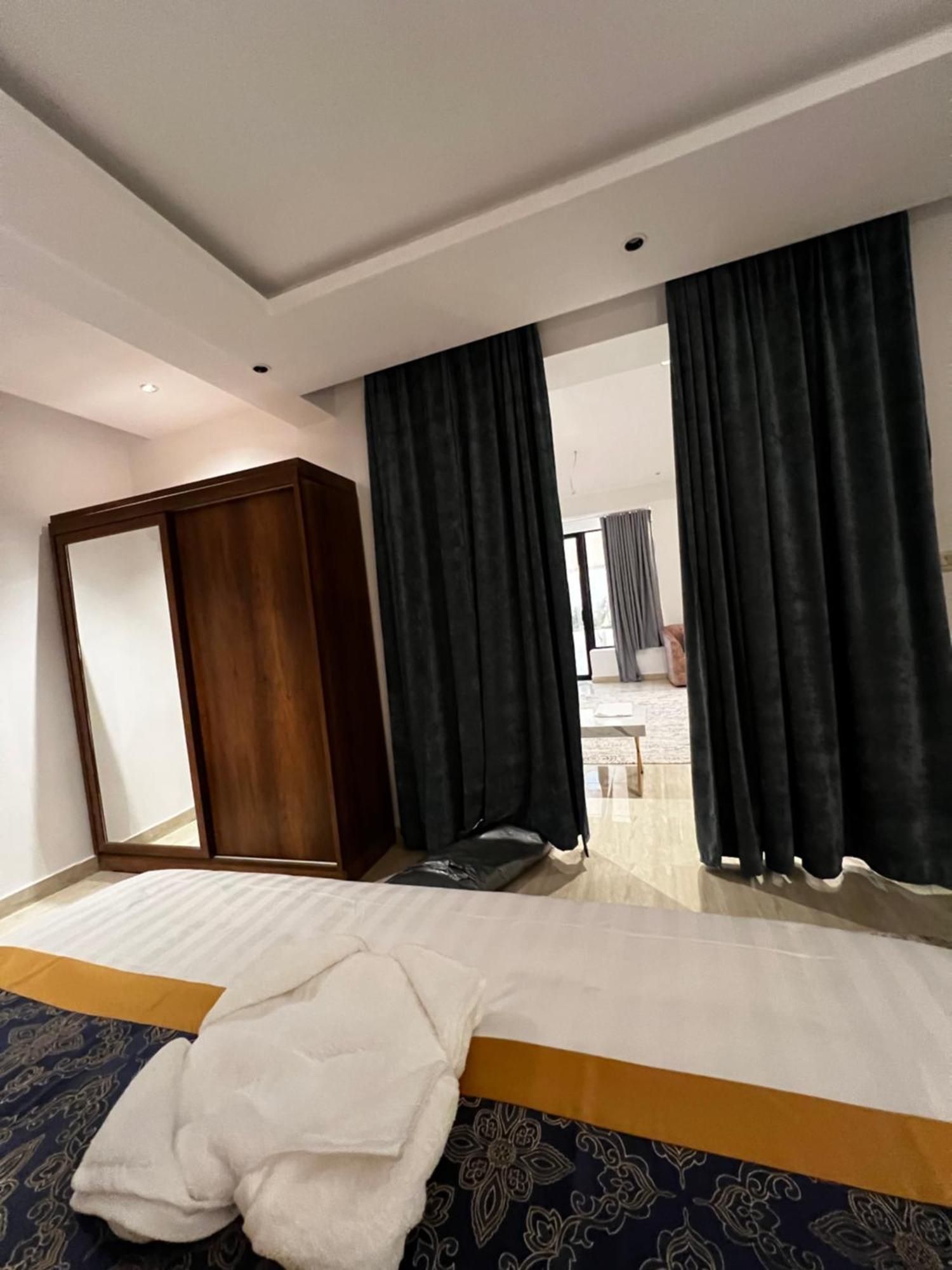 أجنحه الفرسان الفاخره Al-ʿUla Exterior foto