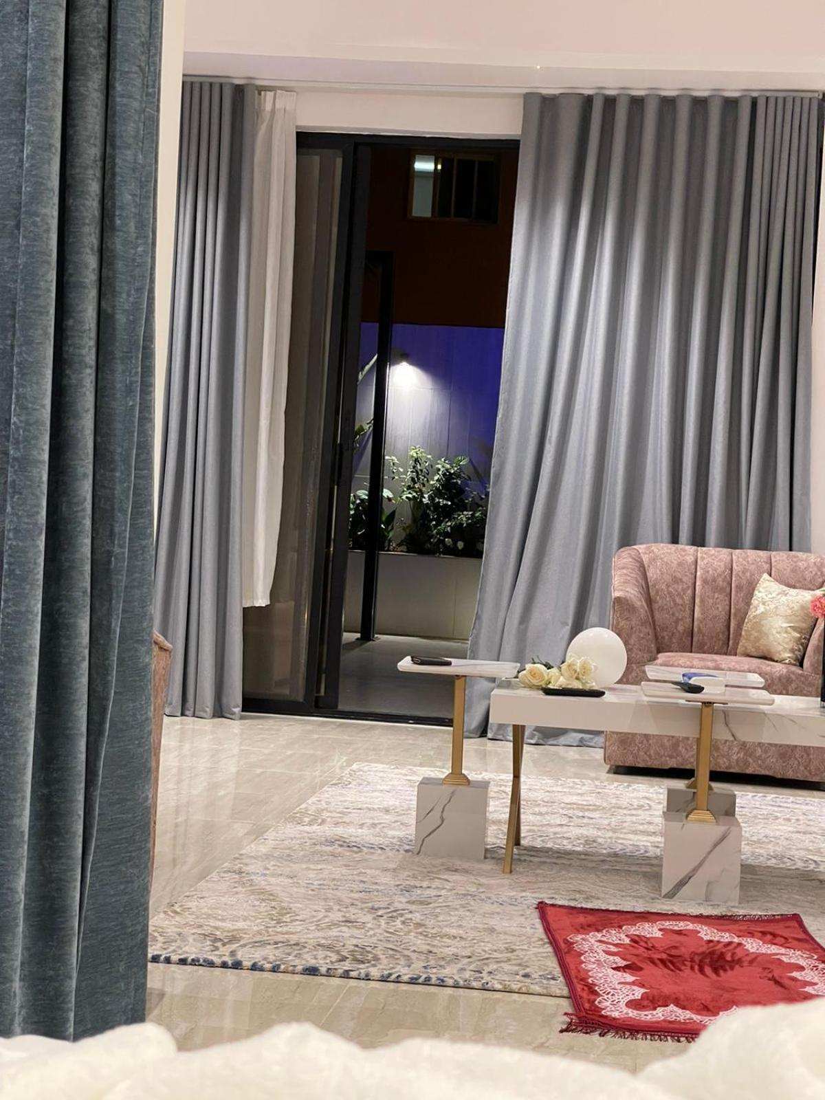أجنحه الفرسان الفاخره Al-ʿUla Exterior foto